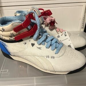 Reebok Harley Quinn Colorful High-Top Sneakers Size 9